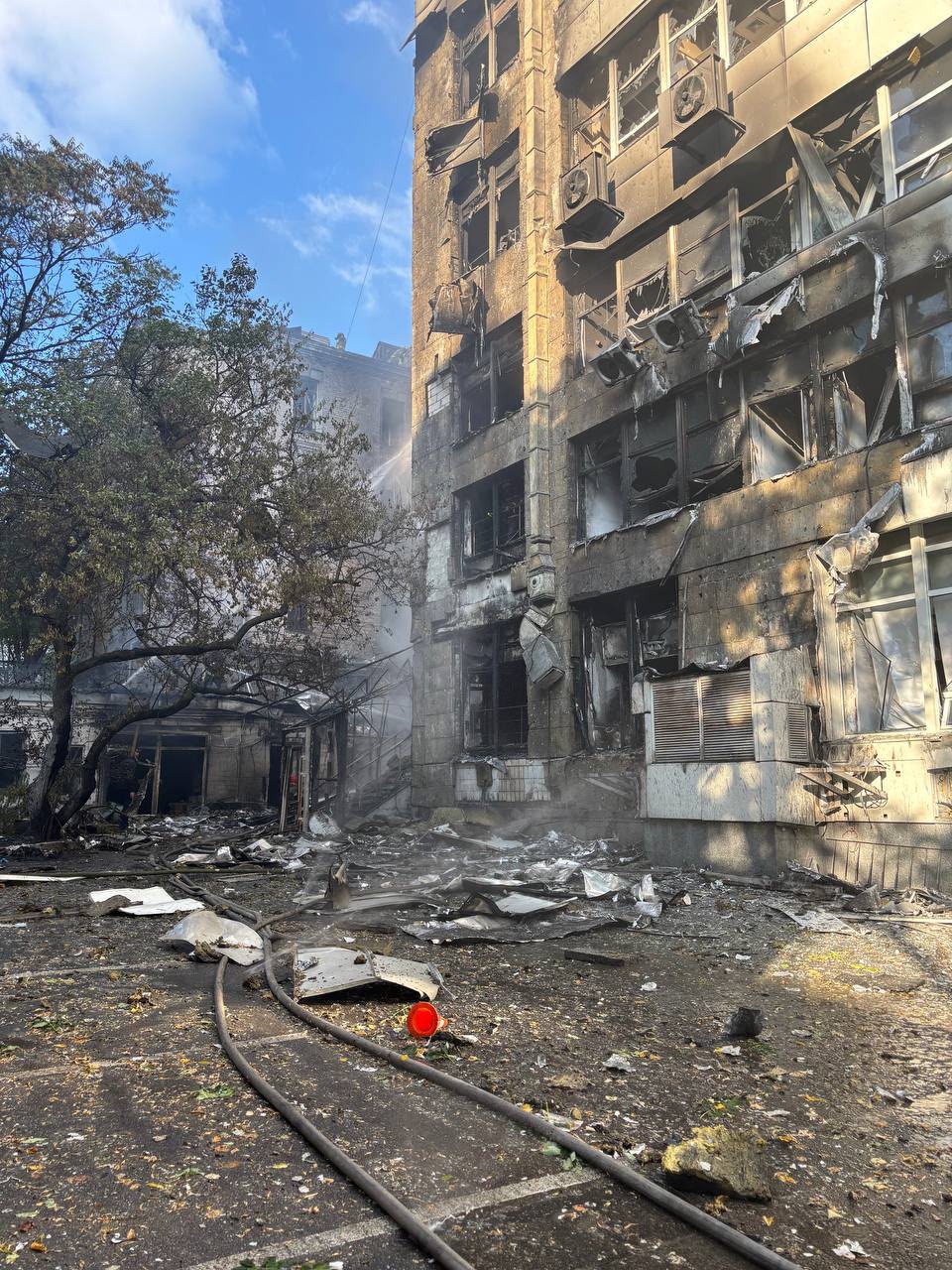 Клініка "Добробут" у Києві - наслідки атаки 28 вересня. Фото: МОЗ